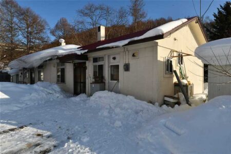 ２戸長屋のＣＢ公住リノベ「ＩＫＡＳＵいえ」